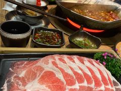 -湊湊火锅·茶憩(杭州湖滨银泰in77店)