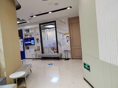 -柏乐口腔医院·舒适化无痛种植牙中心(东盟商务区院)