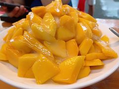 芒果牛奶冰-欧恋洋葱冰淇淋绿豆馔