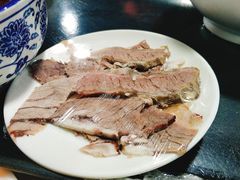 -陇上全荟兰州传统牛肉面(延吉路店)