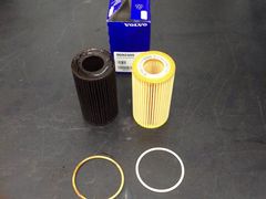 沃尔沃更换机油滤清器-博睿通达汽车修理站