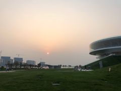 -郑东新区龙湖公共艺术中心