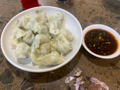 -周家大连水饺(美专校街店)