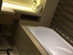 -兴芮温泉度假区