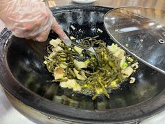 -屯老二农家铁锅炖·行业领军者(梅江店)