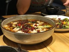沸腾水煮鱼-十三式重庆江湖菜(金茂览秀城店)