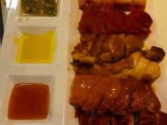 -新大咀港式茶餐厅(宝山万达店)