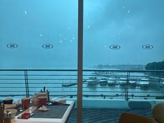 -苏州金鸡湖中茵皇冠假日酒店