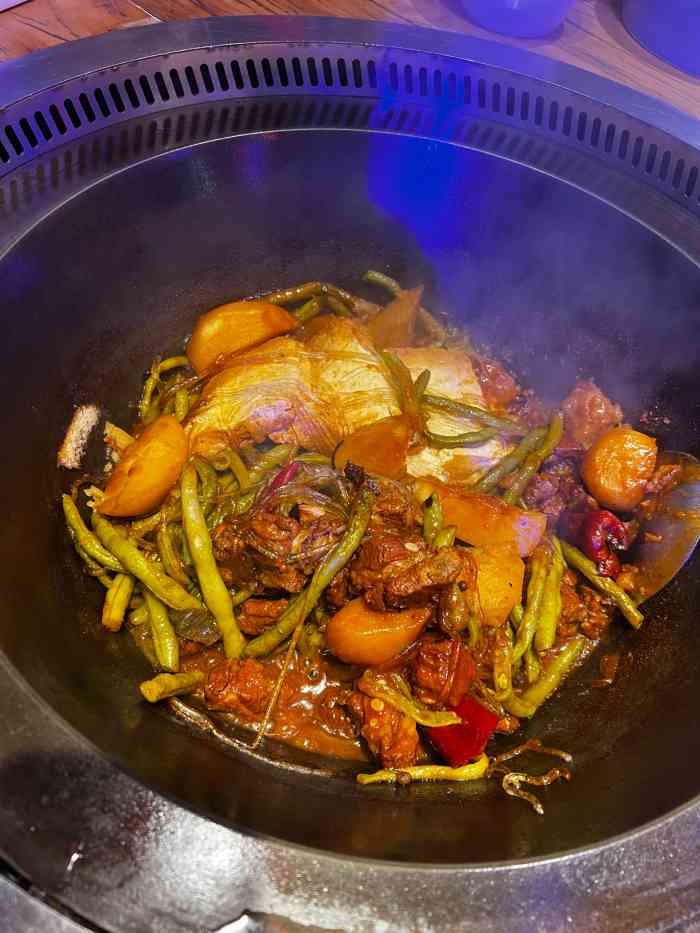 山河屯铁锅炖(群力家园店)-"总体来讲很一般,最近这一年山河屯扩张的
