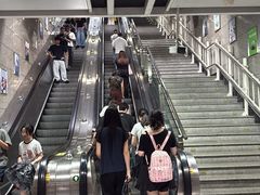 -公园前(地铁站)