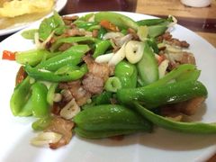 情人果炒肉片-苍洱春饭店