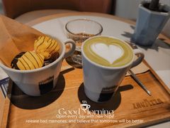 -LAVAZZA拉瓦萨咖啡(中航城君尚购物中心店)