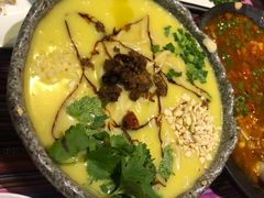 -香巴拉云南餐厅(华莱坞店)