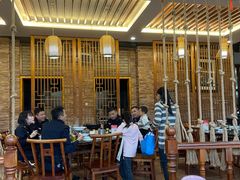 大堂-老唐三下锅 ·张家界地标美食(溪布街店)