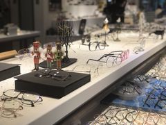 -宏宇眼镜蔡司依视路折扣店(兆佳眼镜城店)