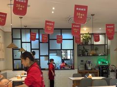 -镇南锅盖面馆(解放路店)