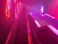 -赛博LIVE SHOW酒吧