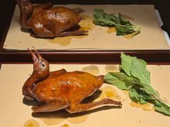 -蝴蝶里·粤菜·点心(滨江龙湖店)