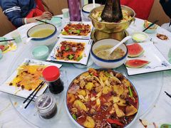 -撒拉人家.酸菜牦牛肉火锅