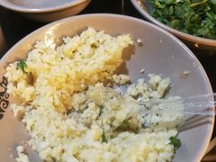 -茅草房·河畔园林火锅