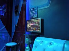 -UK派对KTV(日月广场店)