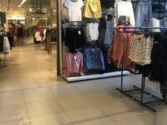 -H&M(鹏欣水游城店)