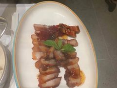 -红鼎豆捞·非遗鲍皇汤火锅(宝丰路店)