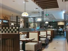 大堂-爱丽丝牛排西餐厅(光谷步行街店)