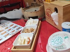 -冯烫烫跷脚牛肉·川菜小馆(武胜西街店)