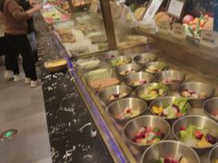 -汉江山料理级自助烤肉黑金冠(周口好吃城店)