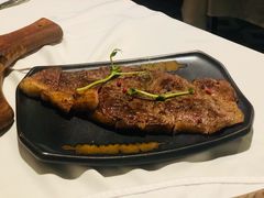 -Erman岩烧牛排(虹桥南丰城店)