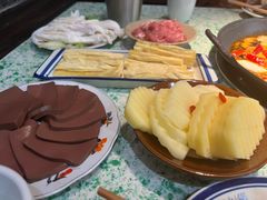 -鸿姐老火锅(疁城新天地店)