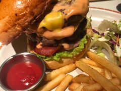 -阿妮叶李(光谷世界城店)