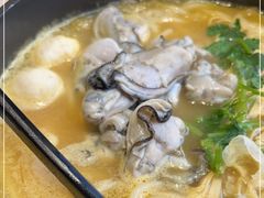 -灵芝妹子海鲜米线(劳动公园店)