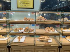 面包甜点陈列柜-新侨三宝乐面包店(崇文门店)