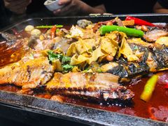 -俏巴妹烤鱼香锅(奥体店)