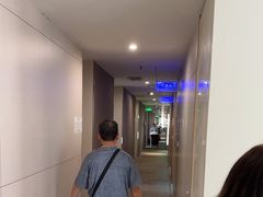 -卡罗酒店(东门晒布地铁站店)