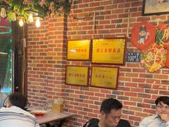 -乐山烧烤·罗田吊锅·小龙虾(航天兴隆国际店)