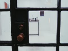 -胶囊画廊