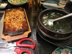 -臻牛烤肉