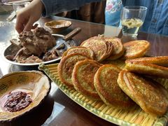 青稞饼-老白驼退骨特色美食