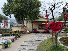 -湘力力小院·鱼汤泡饭(枫林路店)