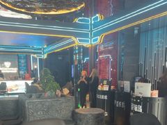 -屋有岛沉浸游戏旗舰店(中山公园店)