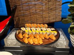 -唐拉雅秀酒店-西锦汇空中BBQ·思创餐厅