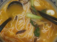 -蒙自源米线大王(江南西路店)