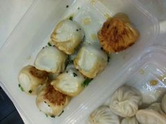 生煎包-老上海食惠裡小籠包生煎包