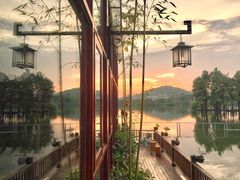 -东湖食堂·湖景餐厅•会议