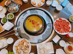 -峰瑞藏地美食·石锅鸡·牦牛肉(大昭寺品牌店)
