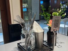 -阿妮叶李(光谷世界城店)