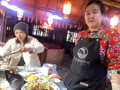 -鱼窝棚柴火铁锅炖(富山屯店)